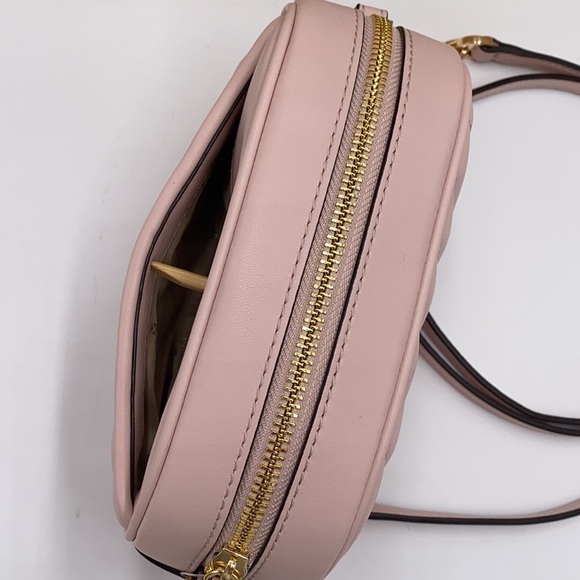 MICHAEL KORS ROSE SM OVAL CAMERA XBODY POWDER BLS - Picture 7 of 16